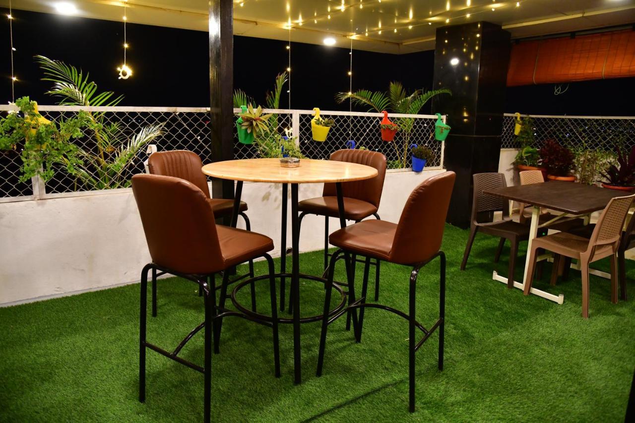 Xcel Luxury Hotel Apartments-Home Living Redefined Mysore Buitenkant foto