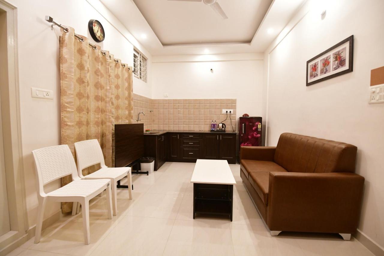 Xcel Luxury Hotel Apartments-Home Living Redefined Mysore Buitenkant foto