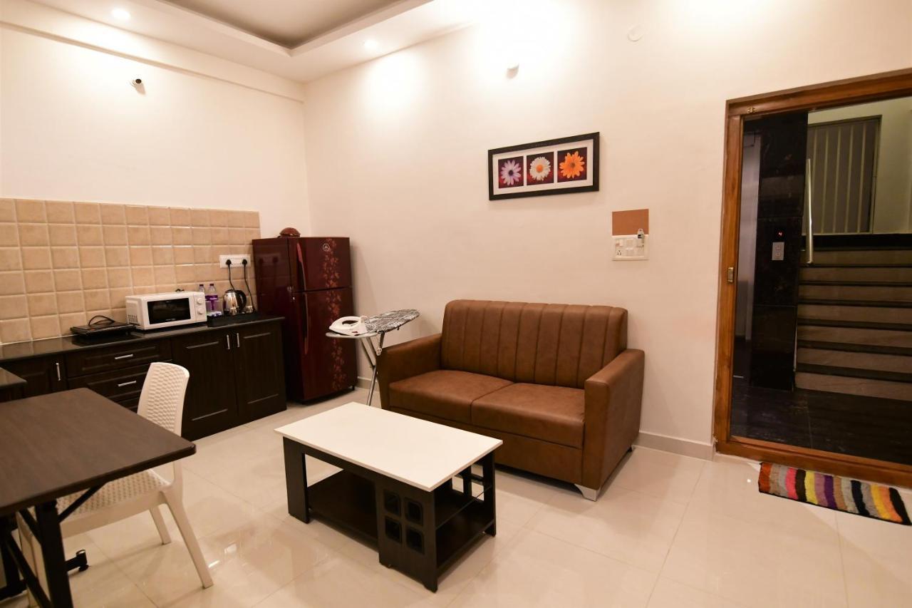 Xcel Luxury Hotel Apartments-Home Living Redefined Mysore Buitenkant foto