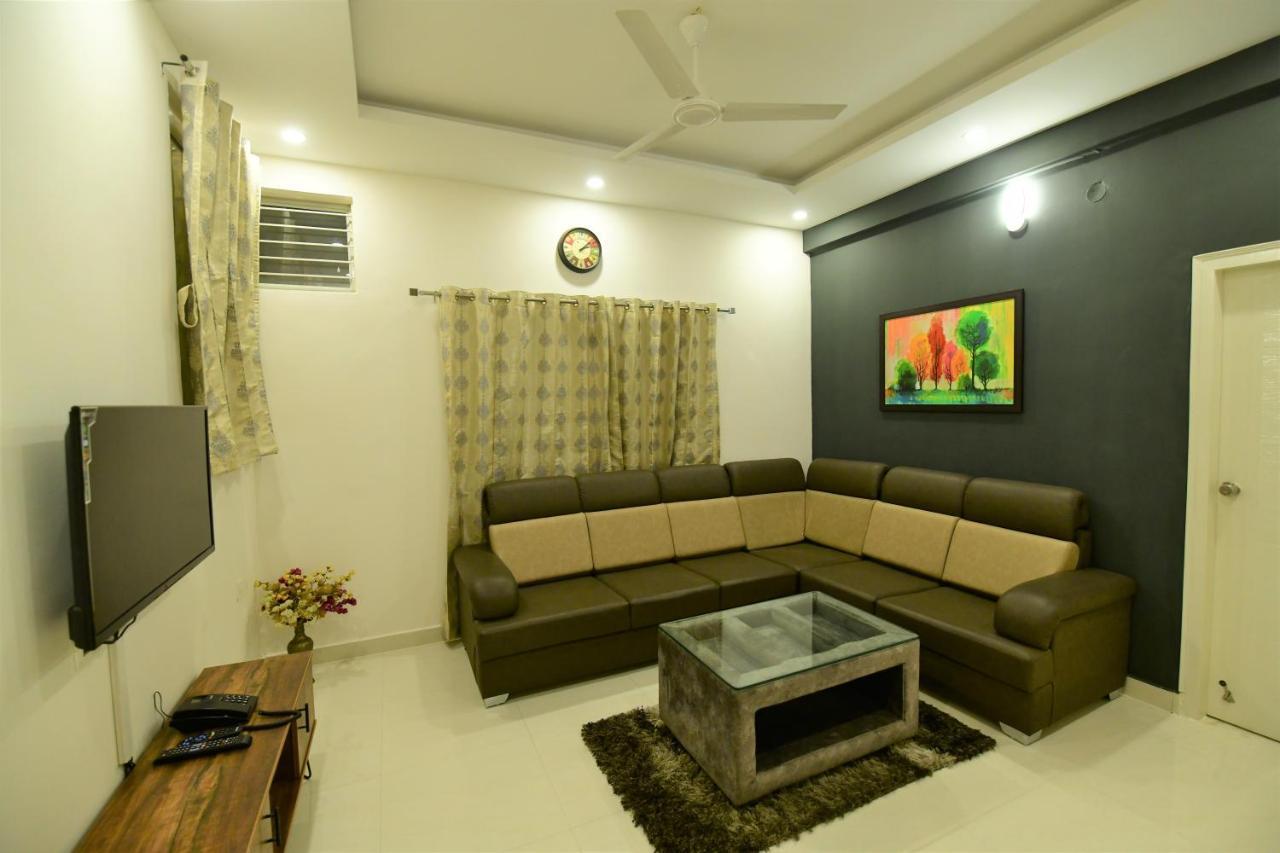 Xcel Luxury Hotel Apartments-Home Living Redefined Mysore Buitenkant foto