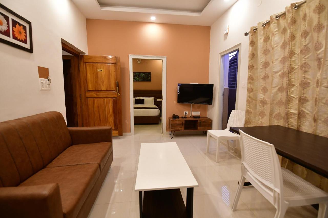 Xcel Luxury Hotel Apartments-Home Living Redefined Mysore Buitenkant foto